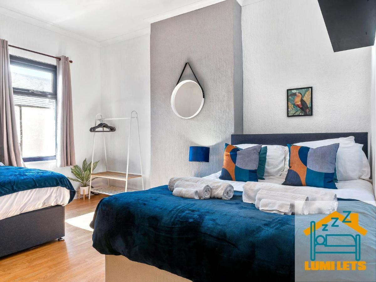 2Br Home In Barrow-In-Furness Sleeps 8 Close To Bae Systems, Hospital, Lakes Экстерьер фото